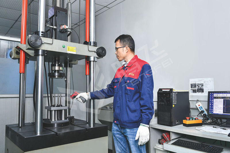 What problems should be paid attention to in charging and exhausting nitrogen gas springs?