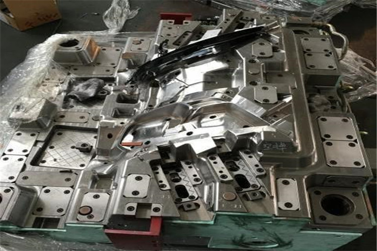 2021汽车模具行业发展趋势迅猛